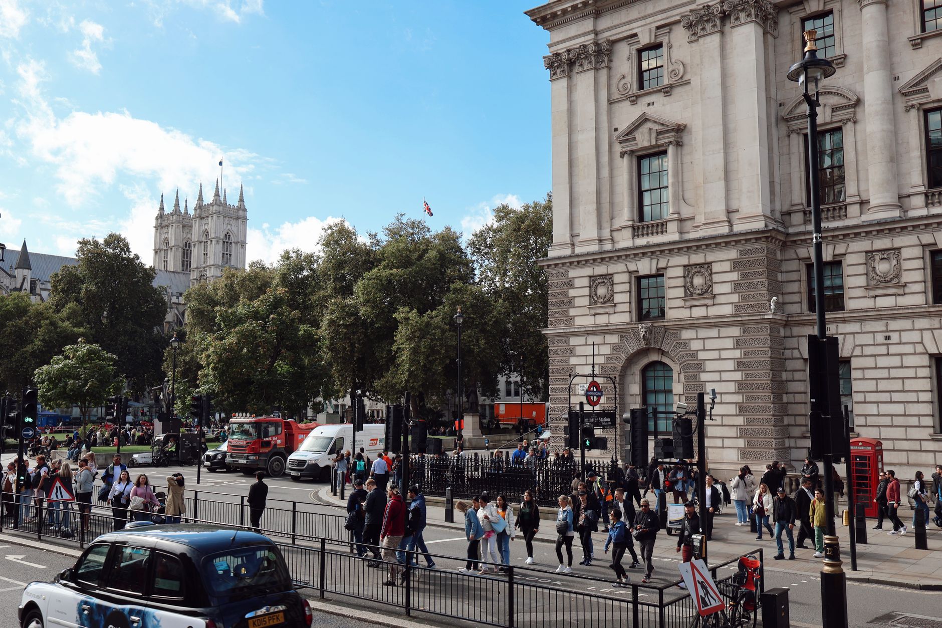 What Is ULEZ and Clean Air Zone Charging in 2026? A Plain-English Guide for UK Drivers