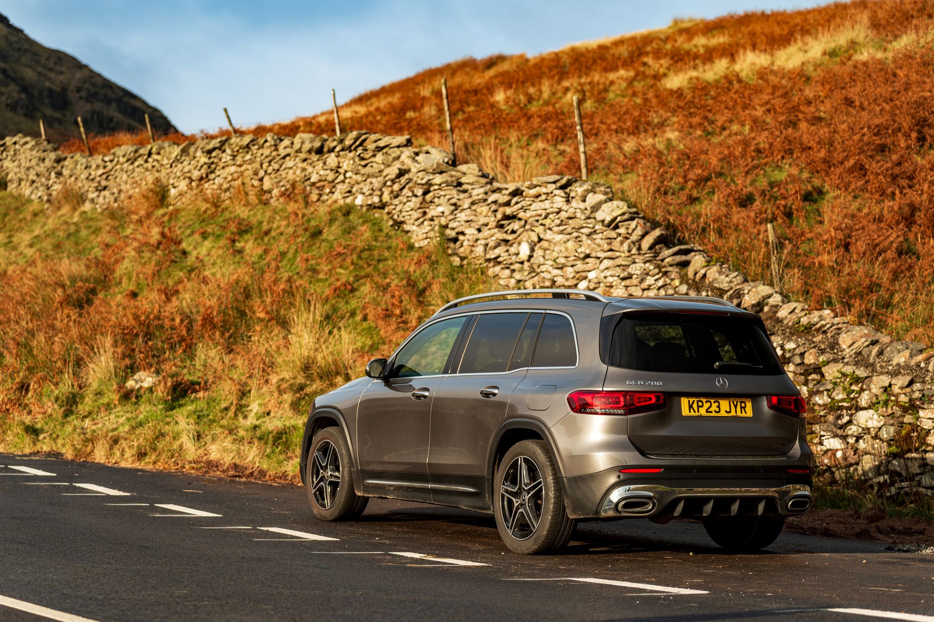 Range Rover Sport vs Porsche Cayenne 2026: Which Luxury SUV Makes More Sense for UK Buyers?