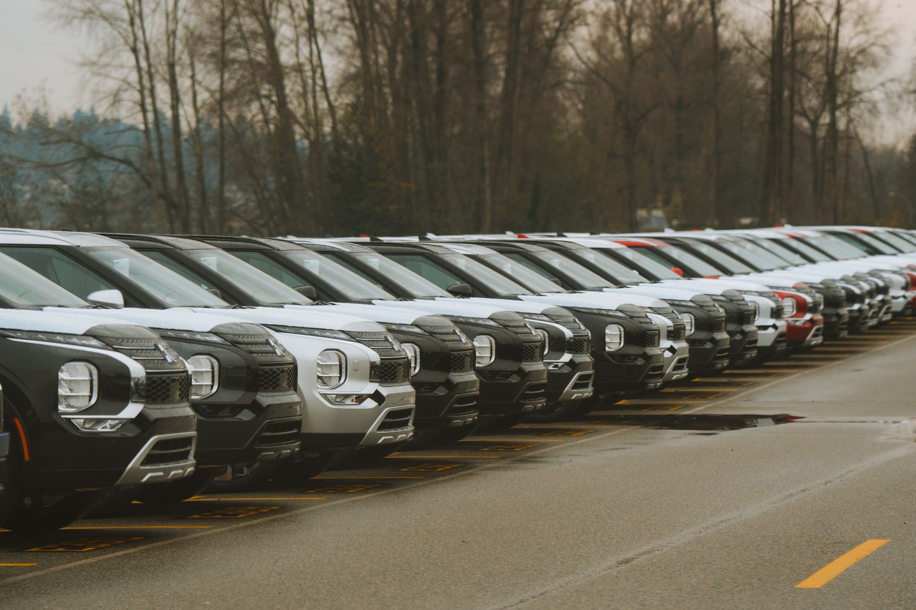 Why Are UK Car Dealers Offering Massive Discounts on New EVs in 2026 and Should You Take One?